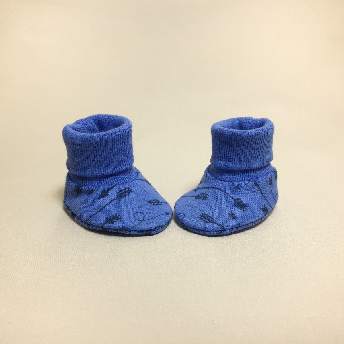 NICU Booties Arrows preterm 3 (3-5lb)