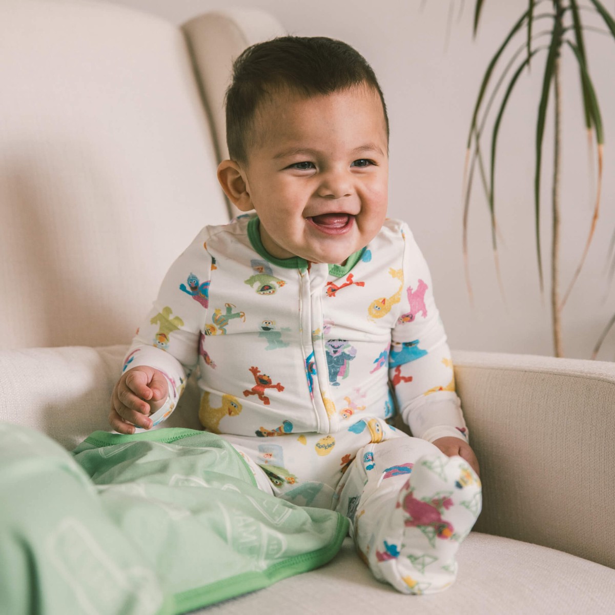 Zip-Up Footie Pajama - Sesame Friends Newborn